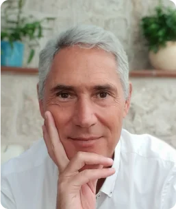 Enrique Simó